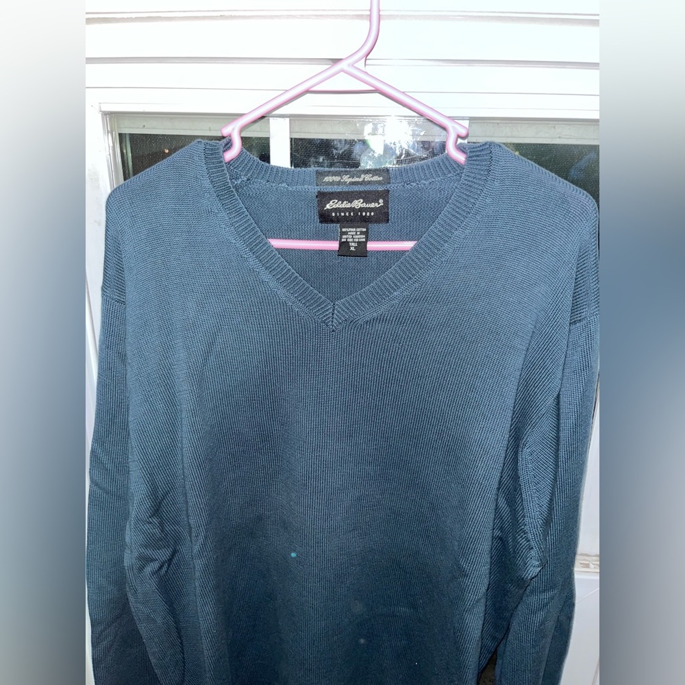 Edifice Bauer v neck sweater